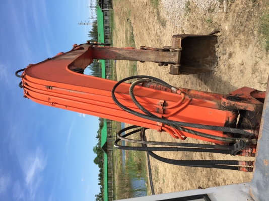 รถแบ็คโฮ IHI 75