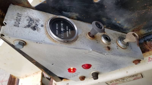 ขายด่วน145,000รถตักยกป๊อบแคท-533ตักยก0.7ตันคิวยกสูง2.8เมตรรถขับเคลื่อน4ล้อระบบเกียทอกรถนอกเพื่งนำเข้ามายังไม่เคยใช้งานในเมืองไทยเลย