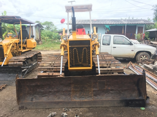 ขายแทร็กเตอร์D2-6 PL สไลด์3ทิศทาง สภาพสวยพร้อมใช้งาน เครื่องดีช่วงล่างดี ใบแทร็กเต็ม ราคาต่อรองคุยกันได้ โทร0616613023