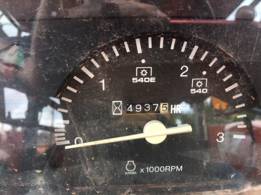 รถไถ KUBOTA  M105S   ,    ( รถทำงาน  4,xxx  ชม. )  ,  ( รถ 2 เพลา. )         สนใจติดต่อ   081 - 6079515