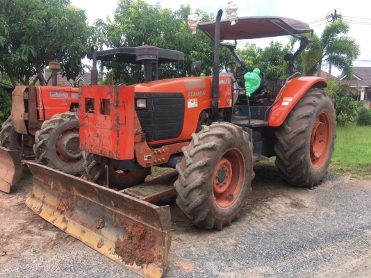รถไถ KUBOTA  M105S   ,    ( รถทำงาน  4,xxx  ชม. )  ,  ( รถ 2 เพลา. )         สนใจติดต่อ   081 - 6079515