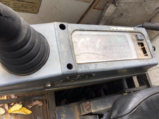 รถแบคโฮ MITSUBISHI MM30B - 8. สนใจติดต่อ 081 - 6079515