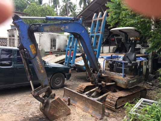 รถแบคโฮ MITSUBISHI MM30B - 8. สนใจติดต่อ 081 - 6079515 รถแบคโฮ MITSUBISHI MM30B - 8. สนใจติดต่อ 081 - 6079515