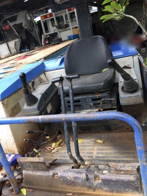รถแบคโฮ MITSUBISHI MM30B - 8. สนใจติดต่อ 081 - 6079515