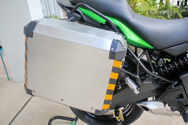 (พร้อมออกรถ 49,000) VERSYS 650 ปี2015โฉมใหม่ รถสวยพร้อมของแต่งทั้งคัน