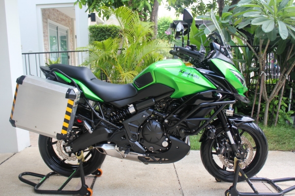 (พร้อมออกรถ 49,000) VERSYS 650 ปี2015โฉมใหม่ รถสวยพร้อมของแต่งทั้งคัน