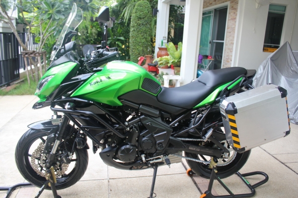 (พร้อมออกรถ 49,000) VERSYS 650 ปี2015โฉมใหม่ รถสวยพร้อมของแต่งทั้งคัน