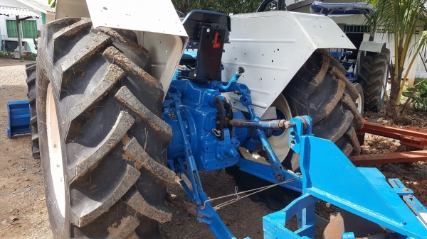 ขาย Ford 6610 สองเพลา คานหน้าคาลาโร่ ใบดันหน้า ผาน 7