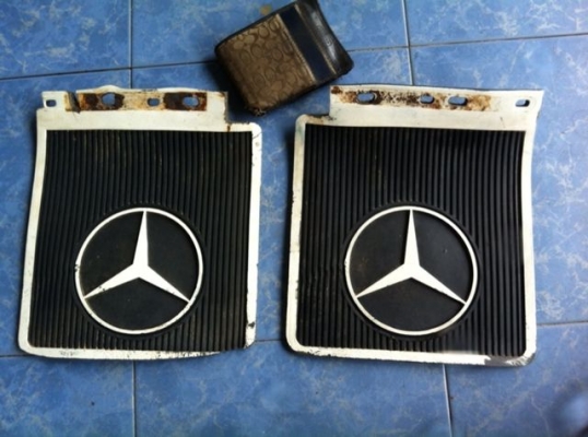 ยางกันโคลน BENZ