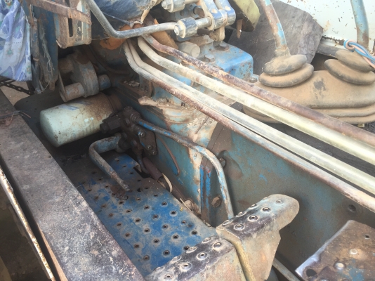 รถไถ6600เล่มพรัอมเครน3ตัน