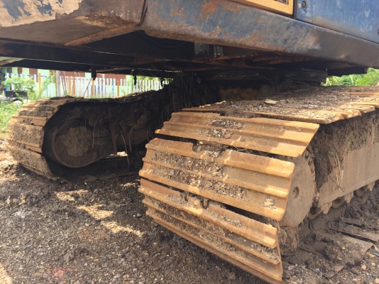 ขายด่วนครับ รถขุด PC200-3 คอนโทรลยาว รถบ้าน