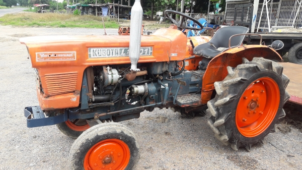 ขายคูโบต้า L2201 ระบบสมบูรณ์ สีเดิม ใช้งานได้เลย สตาร์ติดง่าย