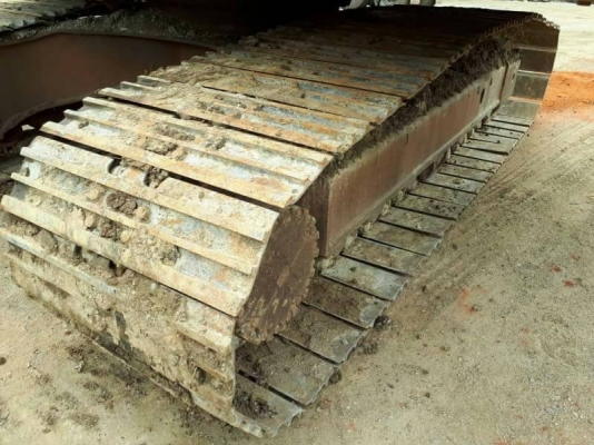 KOMATSU PC200-7 บูมยาว 16 ม. ปี 2003 ทำงาน 24,xxx ชม. KOMATSU PC200-7 บูมยาว 16 ม. ปี 2003 ทำงาน 24,xxx ชม.