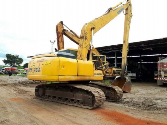 KOMATSU PC200-7 บูมยาว 16 ม. ปี 2003 ทำงาน 24,xxx ชม. KOMATSU PC200-7 บูมยาว 16 ม. ปี 2003 ทำงาน 24,xxx ชม.