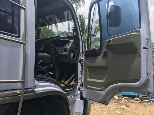 10 ล้อ ฮีโน่ 2K สมอเงิน เครื่อง K13D 240 แรง ปี43 กระบะเหล็ก - ดั้ม  มีระบบลากพ่วง สภาพพร้อมใช้ เอกสารพร้อมโอน ราคา 950,000 บาท 10 ล้อ ฮีโน่ 2K สมอเงิน เครื่อง K13D 240 แรง ปี43 กระบะเหล็ก - ดั้ม  มีระบบลากพ่วง สภาพพร้อมใช้ เอกสารพร้อมโอน ราคา 950,000 บาท