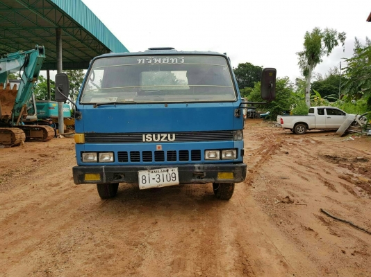 ขายรถบรรทุก 6 ล้อ ISUZU NPR 110 แรงสภาพเดิม ขายรถบรรทุก 6 ล้อ ISUZU NPR 110 แรงสภาพเดิม