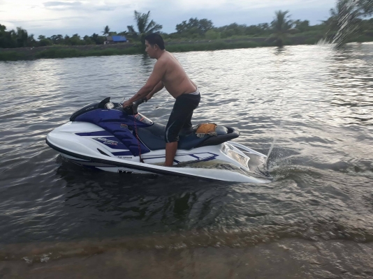 Yamaha GP800R โฉมใหม่ล่าสุด ประหยัดน้ำมันสุดๆ พร้อมเทเลอร์นอก