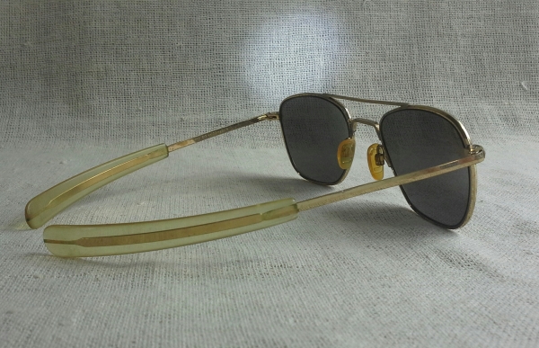 แว่นตาอเมริกันเสืออากาศ ยุค &#039;70s  ราคาพิเศษ !  Original RANDOLPH handmade in USA  ตัวแท้!  จริงใจ - ไม่จิงโจ้ !