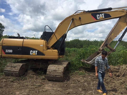 ขายด่วน CAT 320D สภาพสวยพร้อมใช้งาน ไฟฟ้าสมบูรณ์ โซ่ช่วงล่างสวย แอร์เย็น เอกสารเล่มทะเบียน สนใจโทรสอบถาม 093-0764943 088-3223272 K ตั้ม ขายด่วน CAT 320D สภาพสวยพร้อมใช้งาน ไฟฟ้าสมบูรณ์ โซ่ช่วงล่างสวย แอร์เย็น เอกสารเล่มทะเบียน สนใจโทรสอบถาม 093-0764943 088-3223272 K ตั้ม