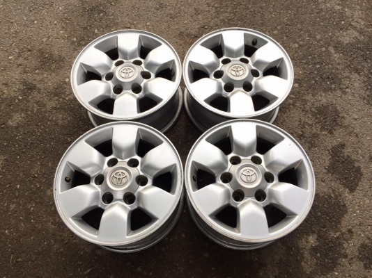 ขายล้อแม็ก Toyota vigo ขอบ 15 ชุดละ 4,500 บาท ขายล้อแม็ก Toyota vigo ขอบ 15 ชุดละ 4,500 บาท