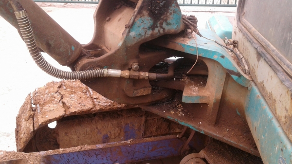 รถแบคโฮ KOMATSU PC40 รถแบคโฮ KOMATSU PC40