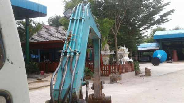 รถแบคโฮ KOMATSU PC40 รถแบคโฮ KOMATSU PC40