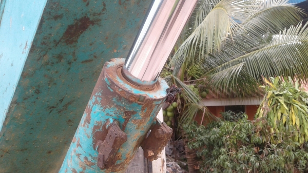 รถแบคโฮ KOMATSU PC40 รถแบคโฮ KOMATSU PC40