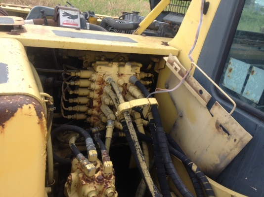 ขายรถแบคโฮ KOMATSU PC120-6 เอกสารอินวอย ไมล์ 4000 ชม.ราคา 740000