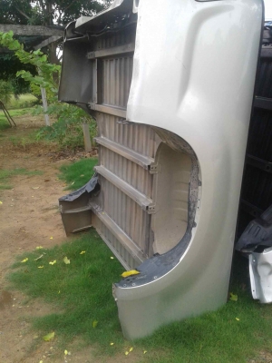 ขายกะบะวีโก้แค็ปไม่เคยทําสี เดิมๆ พร้อมอุปกรณ์ ครบๆๆ