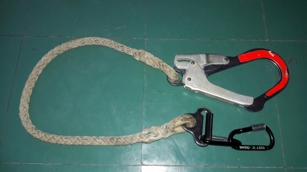 ขายเชือกตะขอบาว95ซม. FUJI DENKO MADE IN JAPAN.