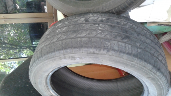 ยางรถยนต์ ยางรถยนต์