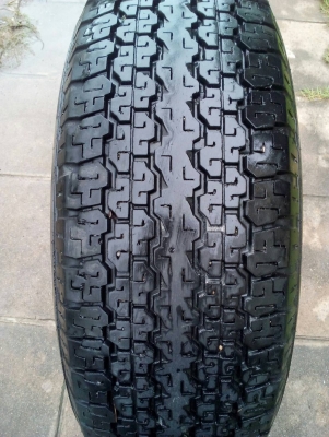 245/70R16  BRIDGESTONE DUELER H/T 689  มี 1 เส้น โทร.081-427-3941