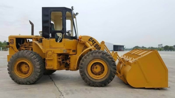 ขาย 525,000 รถตัก CATTERPILAR 950 เอวอ่อนแน่น   เครื่องดี ปั้มแรง รถสวยพร้อมใช้  รถยุ อ่างทอง 090-772-3710 090-772-3708