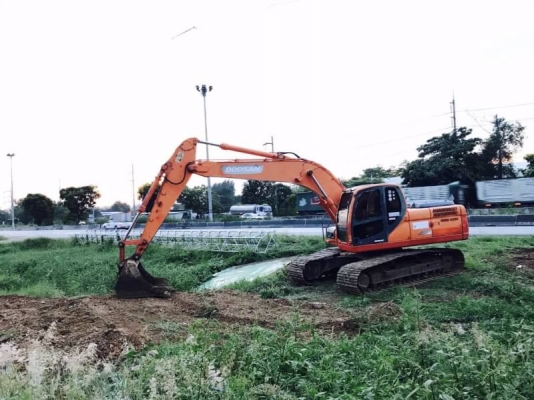 ขาย 1,450,000 บาท DOOSAN DX225LCA  ไมล์ 6,xxx ชม. ไฟฟ้าครบ เครื่อง ปั๊มดี  ช่วงล่างเต็ม เอกสารเล่มทะเบียน    รถอยู่ จ.ปทุมธานี โทร&amp;ไอดีไลน์ 0610710295