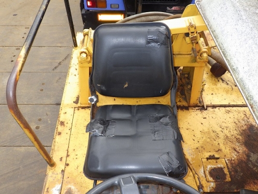 Hitachi RT200W-C : รถบด 7 ล้อยาง นำเข้าจากญี่ปุ่น โทร. 080-6565422 (หนิง)