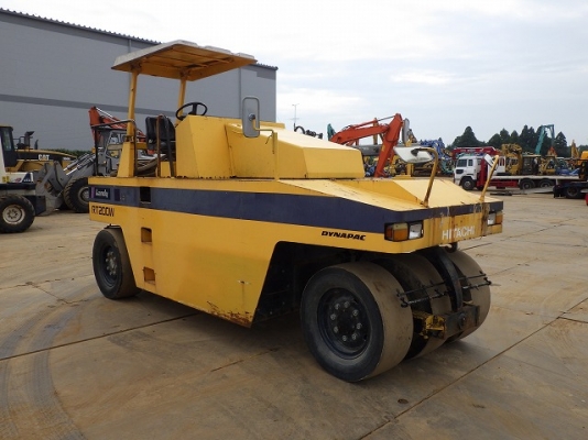 Hitachi RT200W-C : รถบด 7 ล้อยาง นำเข้าจากญี่ปุ่น โทร. 080-6565422 (หนิง)