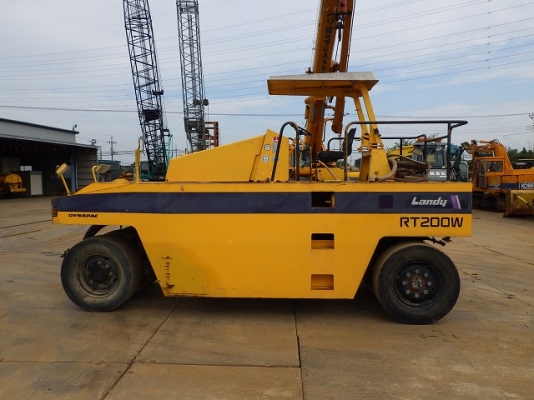 Hitachi RT200W-C : รถบด 7 ล้อยาง นำเข้าจากญี่ปุ่น โทร. 080-6565422 (หนิง)