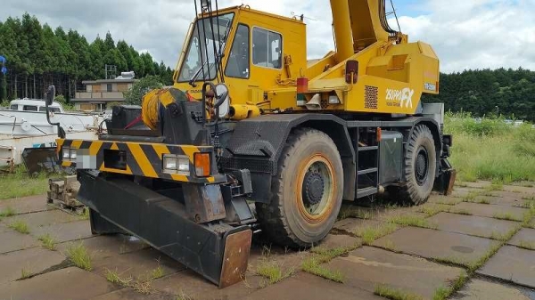 เครนคุณภาพมือสองสภาพดีจากญี่ปุ่น เครนคุณภาพมือสองสภาพดีจากญี่ปุ่น