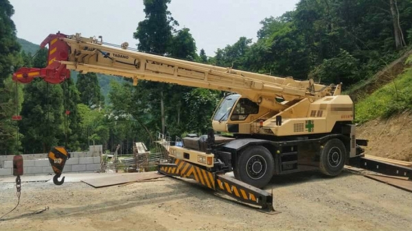 เครนคุณภาพมือสองสภาพดีจากญี่ปุ่น