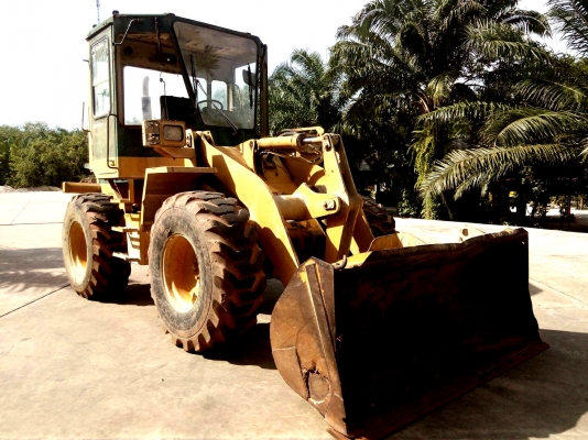 ขายรถตักล้อยาง KOMATSU WA100-1