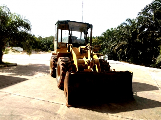 ขายรถตักล้อยาง KOMATSU WA100-1 ขายรถตักล้อยาง KOMATSU WA100-1