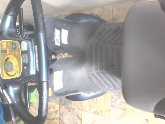 ขายรถวิลแชร์ไฟฟ้าของsuzuki 4ล้อ