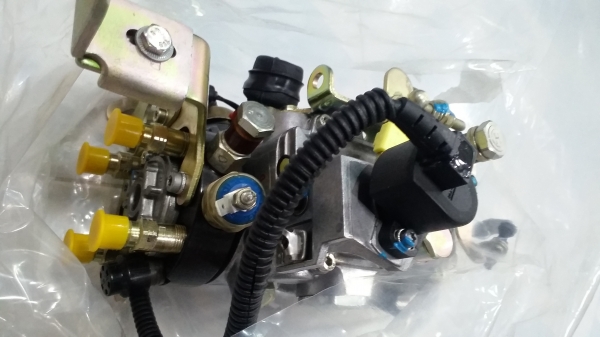 ปั้มเชื้อเพลิง น้ำมันดีเซล assy. distributo pum ทาทา ซุปเปอร์เอช tata super aec ใหม่แท้ แกะกล่อง ปั้มเชื้อเพลิง น้ำมันดีเซล assy. distributo pum ทาทา ซุปเปอร์เอช tata super aec ใหม่แท้ แกะกล่อง