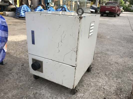 ขายหม้อแปลงไฟฟ้าคุมเครื่องจักรญี่ปุ่น Nunome electric made in Japan ขนาด 20Kva ไฟเข้า 380V ไฟออก 200V สภาพสวย พร้อมตู้ล้อลาก ใช้งานได้เลย