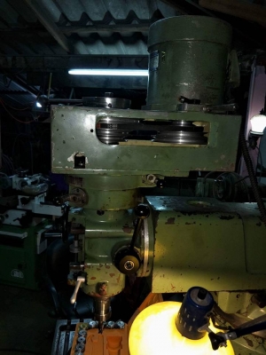 มิลลิ่ง m4 สภาพใช้งาน อุปกรณ์ครบ ยกชุด 110,000 บาท 0814583376