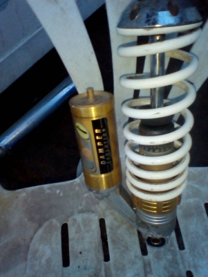 โช้คหลังรั่ว สกู๊ปปี้ โช้คหลังรั่ว สกู๊ปปี้