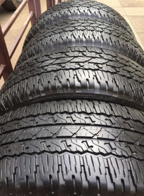 ยาง Bridgestone 265 65 17 กลางปี15 ดอกเต็ม ใช้ยาว ราคาไม่แพง