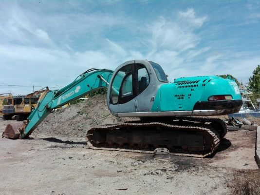 ขายด่วน KOBELCO SK200 MART 5 สภาพสวยพร้อมใช้งาน เครื่องปั้มดี เยี่ยม ไฟฟ้าสมบูรณ์ เอวแน่น ช่วงล่างสวย เอกสารเล่มทะเบียน ภาษีไม่ขาด สนใจโทรสอบถาม 093-0764943  088-3223272  K ตั้ม