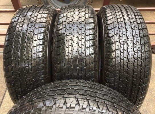 ยาง Bridgestone 255 65 17 ปลายปี15 ดอกเต็ม ใช้ยาว ราคาไม่แพง