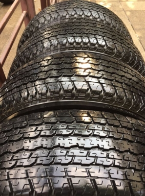 ยาง Bridgestone 255 65 17 ปลายปี15 ดอกเต็ม ใช้ยาว ราคาไม่แพง